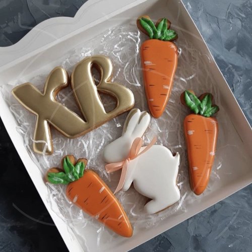 Вырубка пластиковая LUBIMOVA "Морковка пасхальная" LC-00007732	